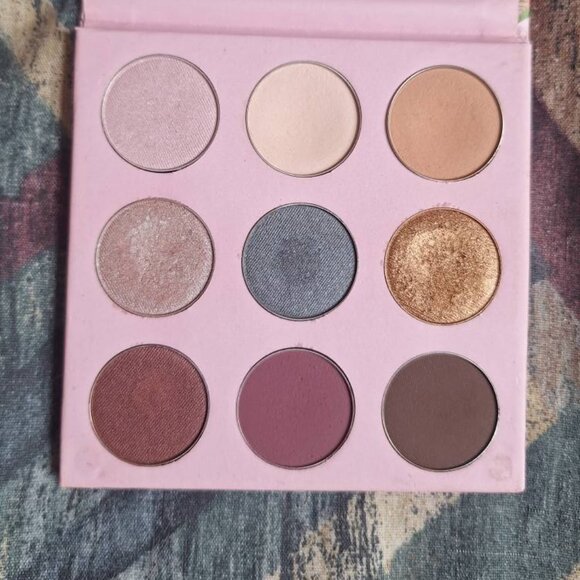 🐱 Winky Lux – Kitten Palette (Used 1x, Excellent Condition) - Picture 2 of 4